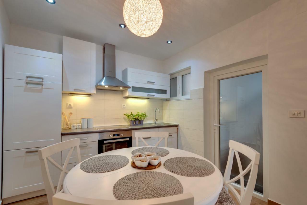 Apartment Saint Michael شيبينيك المظهر الخارجي الصورة